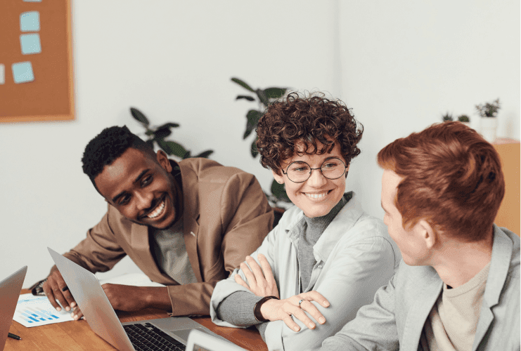 Vestindo o Sucesso: Como os Uniformes Influenciam os Resultados da Sua Empresa